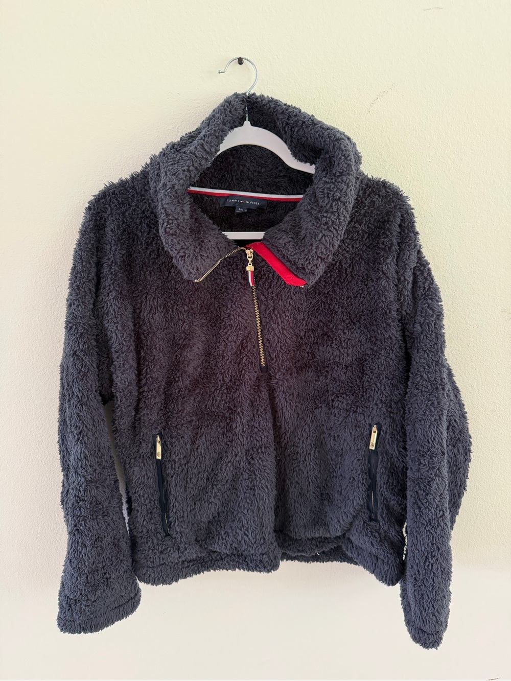Cozy Navy Blue Sherpa Jacket with Quarter-Zip
